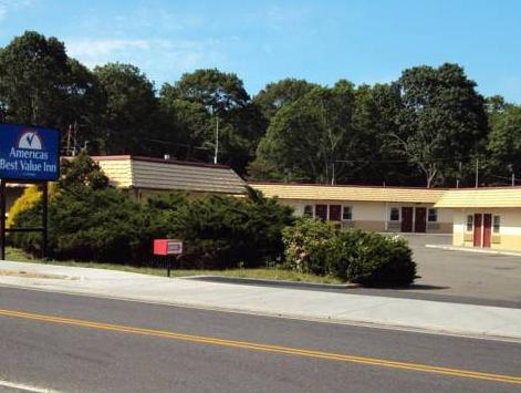 Americas Best Value Inn - Port Jefferson Station - Long Island Екстер'єр фото